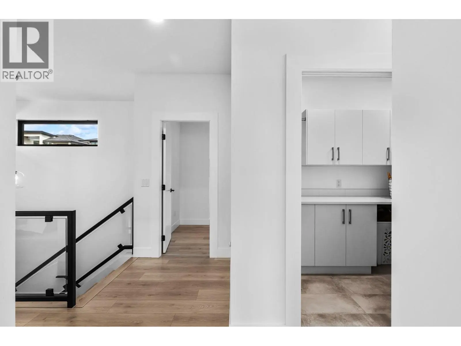 1539 Rocky Point Drive. Kelowna, British Columbia