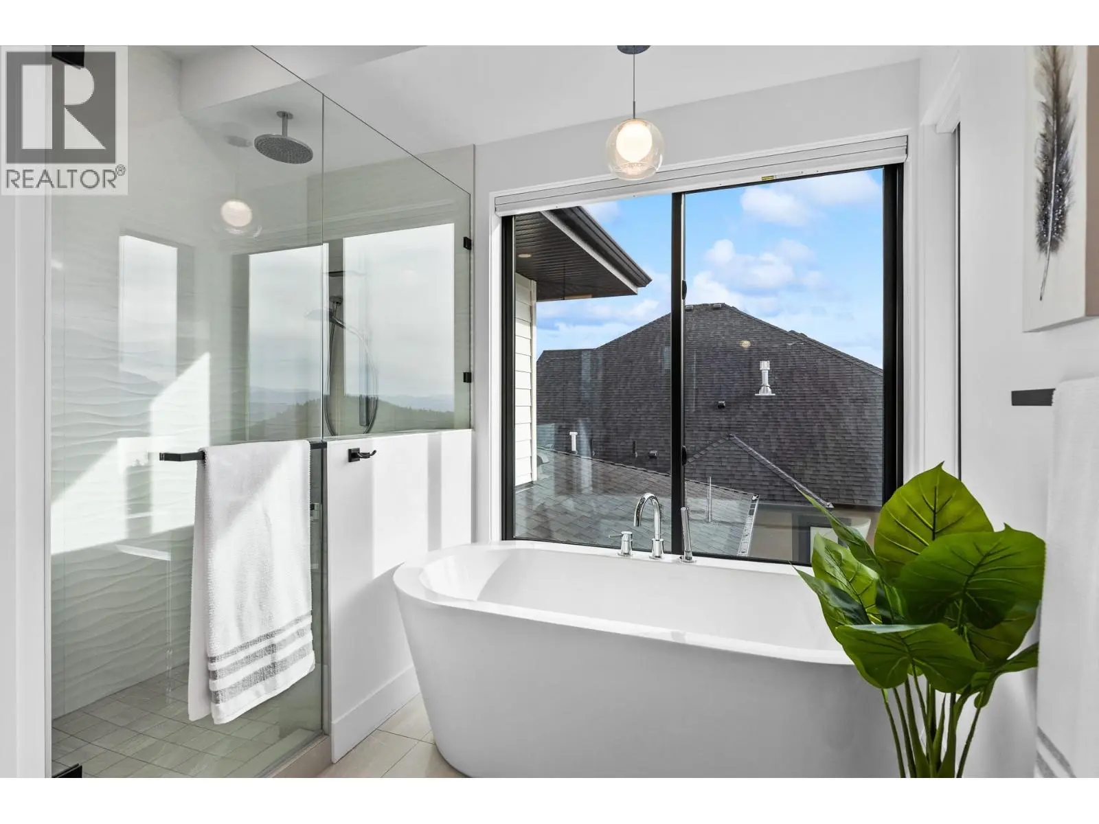 1539 Rocky Point Drive. Kelowna, British Columbia