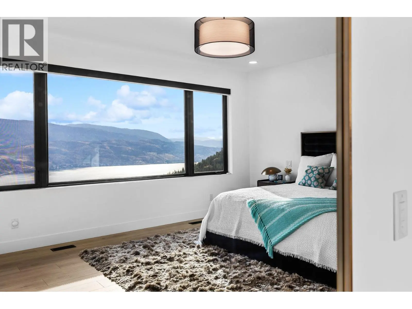 1539 Rocky Point Drive. Kelowna, British Columbia