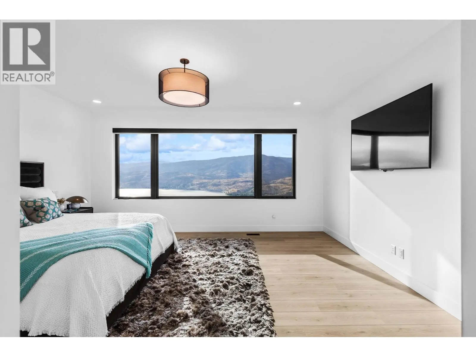 1539 Rocky Point Drive. Kelowna, British Columbia