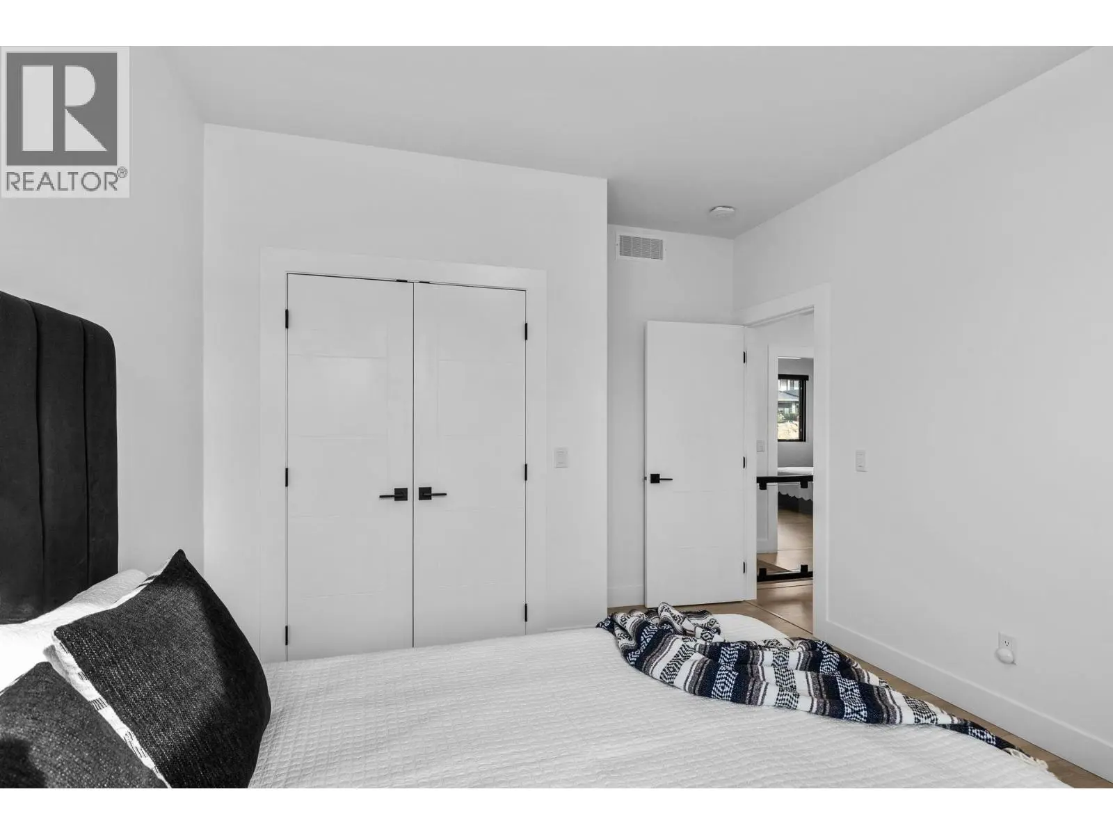 1539 Rocky Point Drive. Kelowna, British Columbia