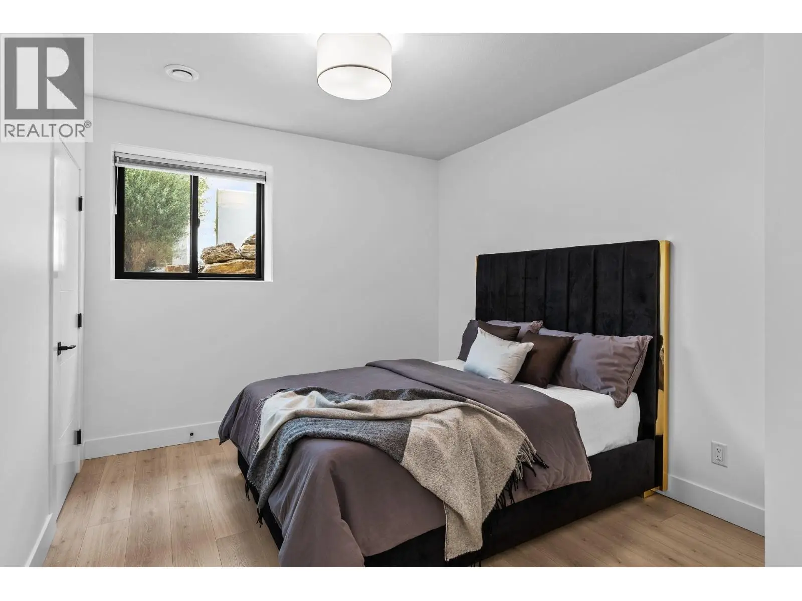 1539 Rocky Point Drive. Kelowna, British Columbia
