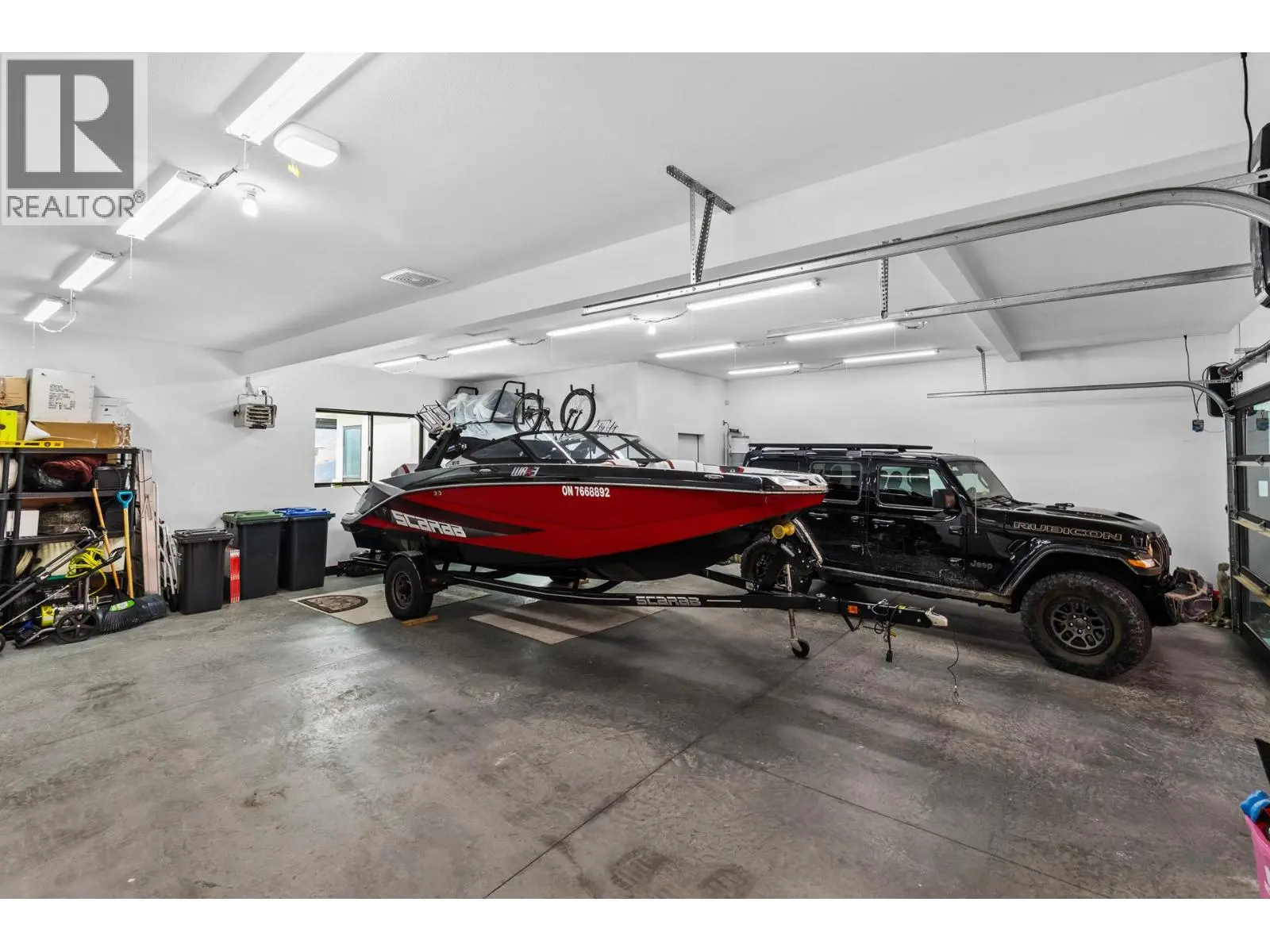 1539 Rocky Point Drive. Kelowna, British Columbia