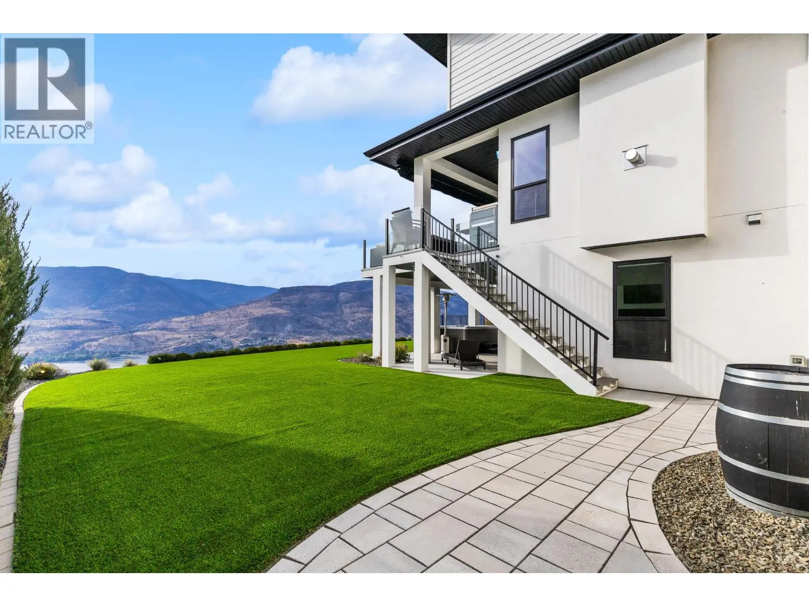 1539 Rocky Point Drive. Kelowna, British Columbia