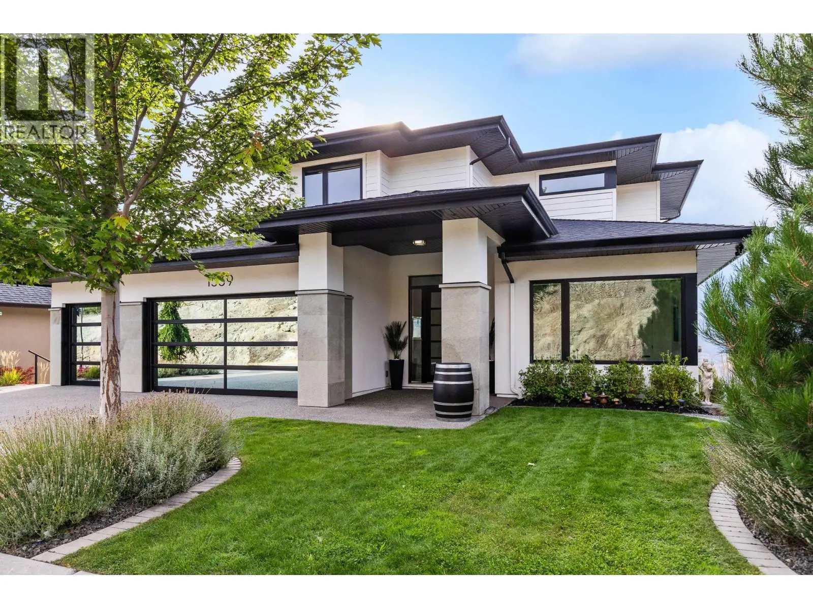 1539 Rocky Point Drive. Kelowna, British Columbia