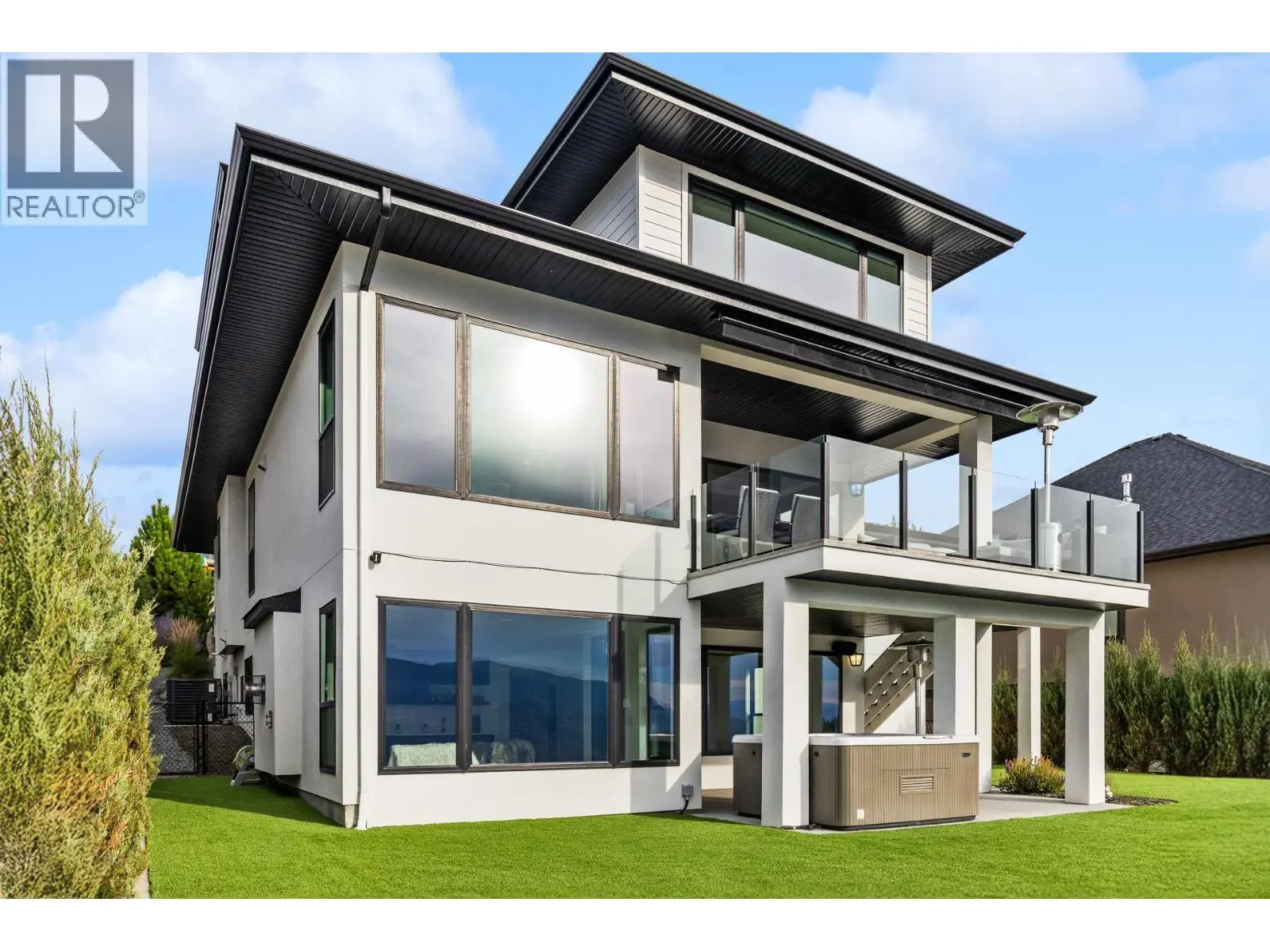 1539 Rocky Point Drive. Kelowna, British Columbia