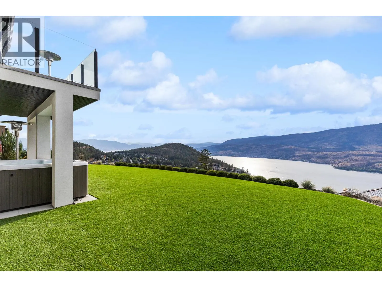 1539 Rocky Point Drive. Kelowna, British Columbia