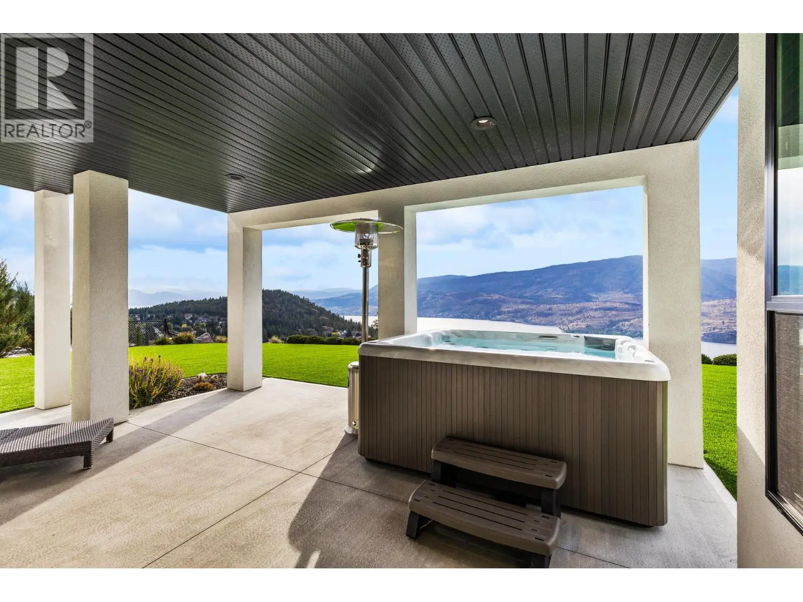 1539 Rocky Point Drive. Kelowna, British Columbia