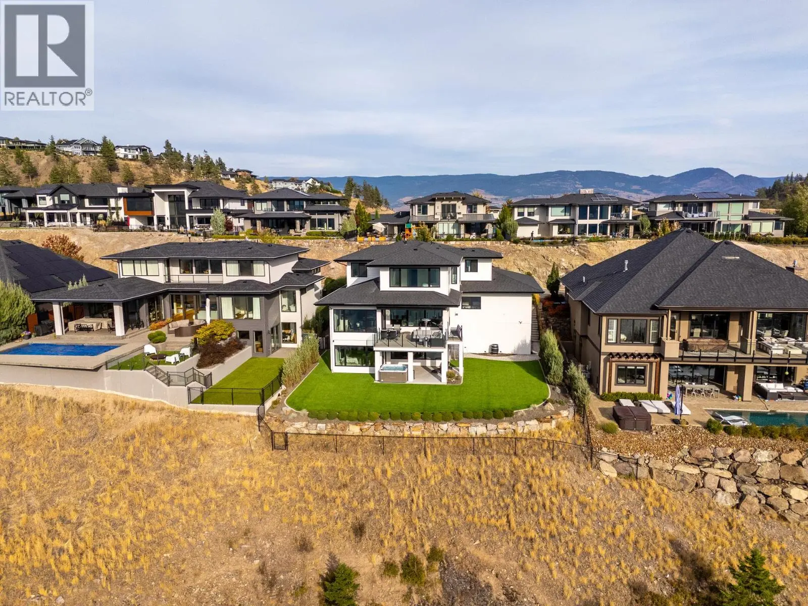 1539 Rocky Point Drive. Kelowna, British Columbia