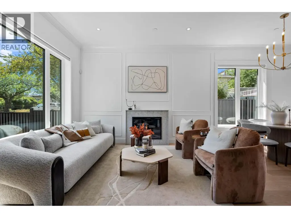 2 4845 Commercial Street, Vancouver