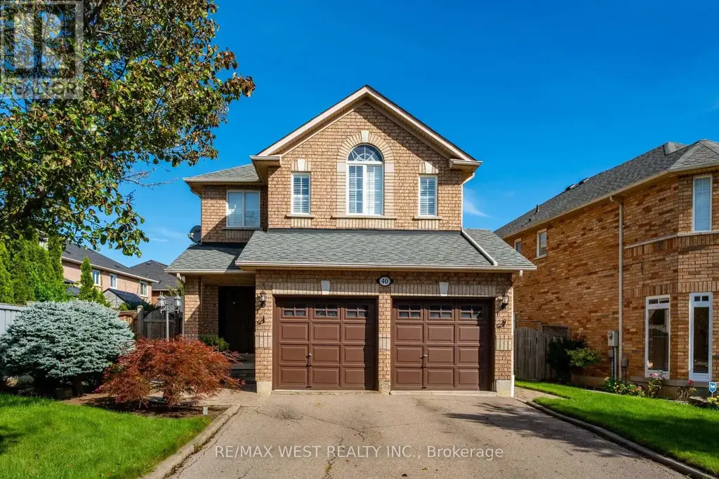 40 Sequoia Road, Vaughan (Sonoma Heights)
