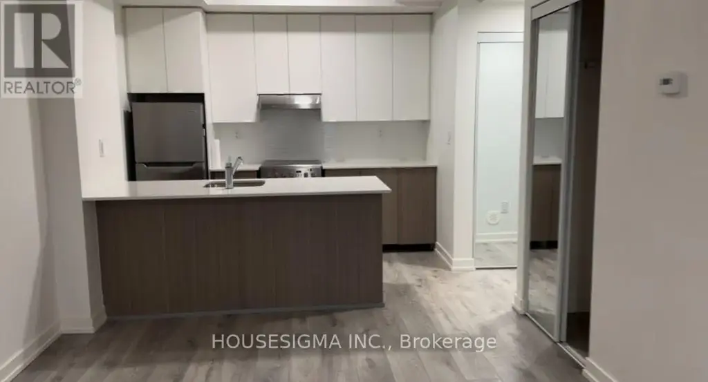 110 - 140 Canon Jackson Drive, Toronto (Beechborough-Greenbrook)
