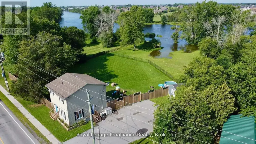465 Cannifton Road, Belleville (Thurlow Ward)