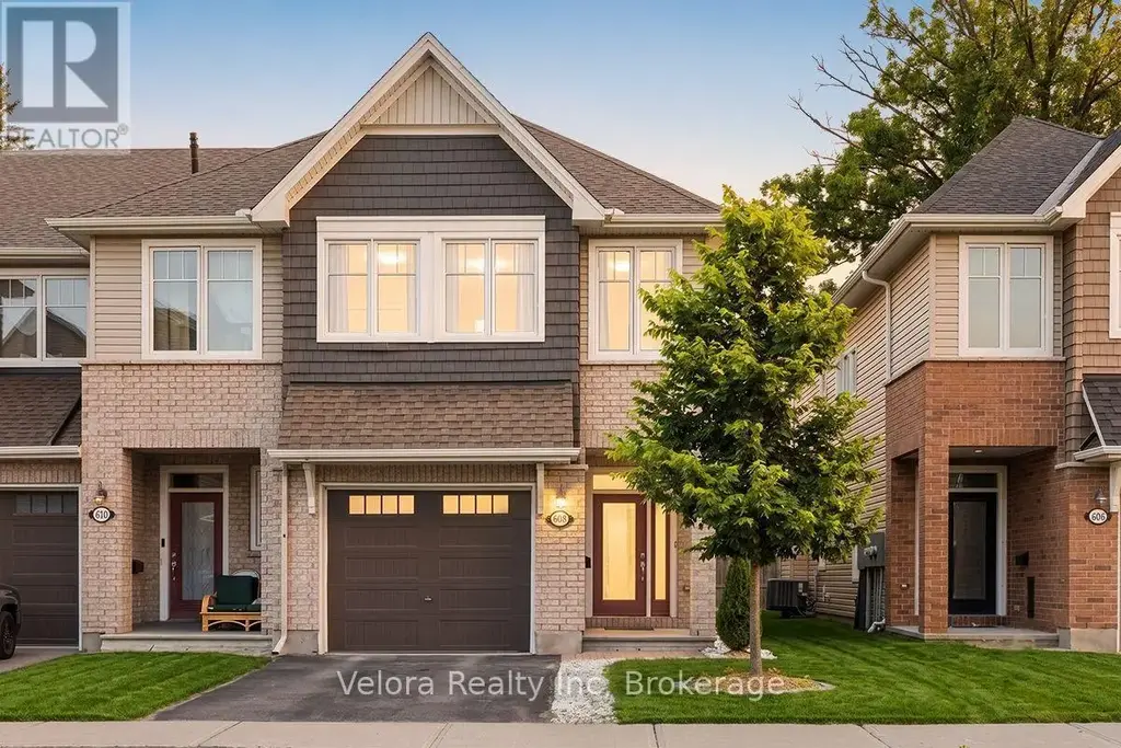 608 Vivera Place, Ottawa