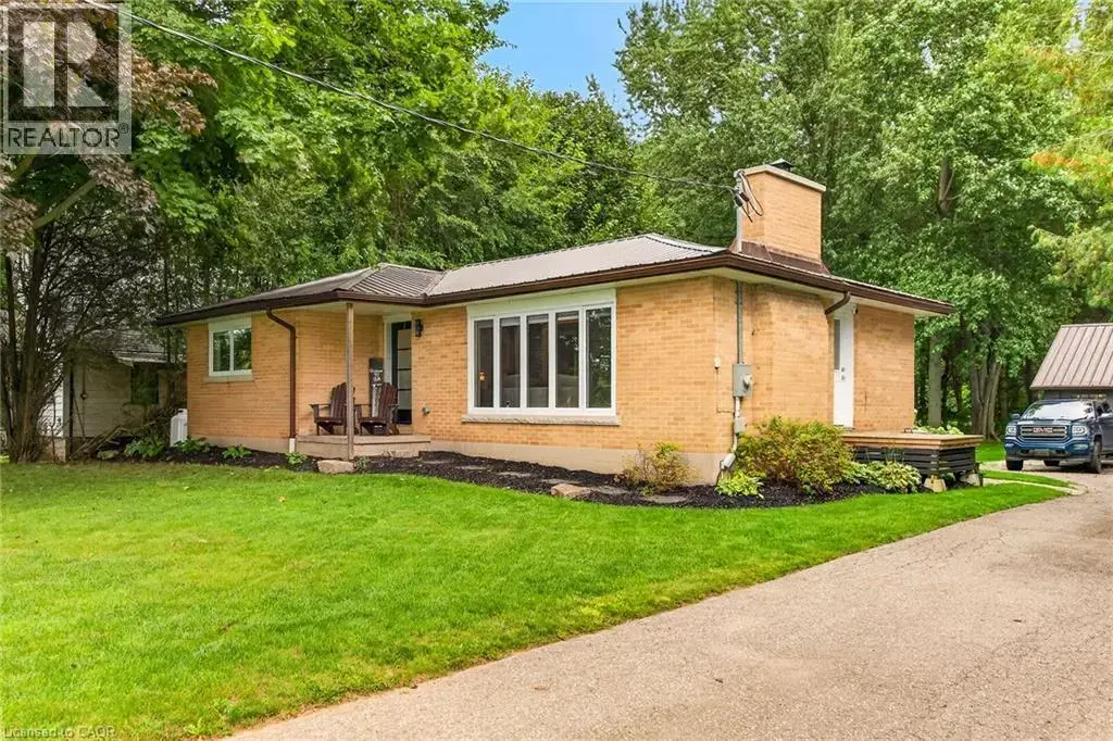 2098 St. John's Road W, Simcoe