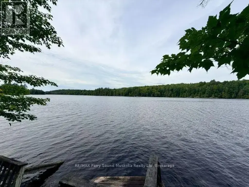 220 East Whalley Lake Road E, Magnetawan