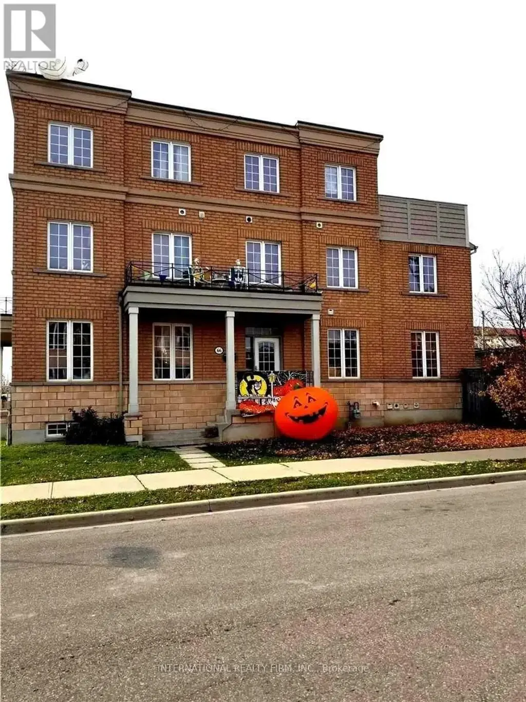 66 Leitch Avenue, Toronto (York University Heights)