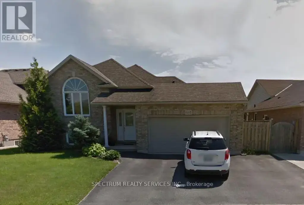 8112 Beaver Glen Drive, Niagara Falls (Ascot)