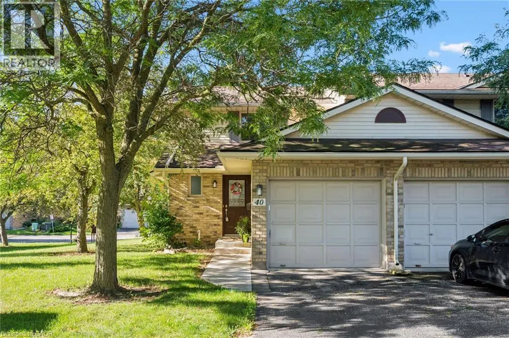 375 Kingscourt Drive Unit# 40, Waterloo