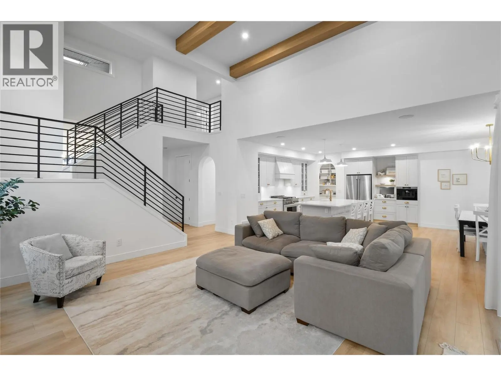 201 Summer Wood Drive. Kelowna, British Columbia
