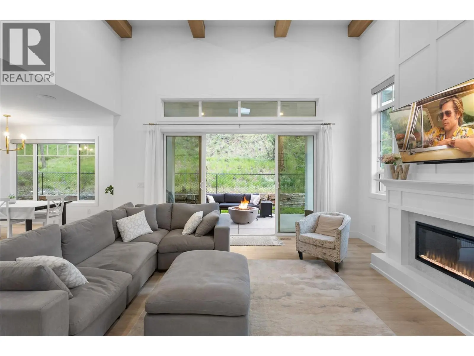 201 Summer Wood Drive. Kelowna, British Columbia