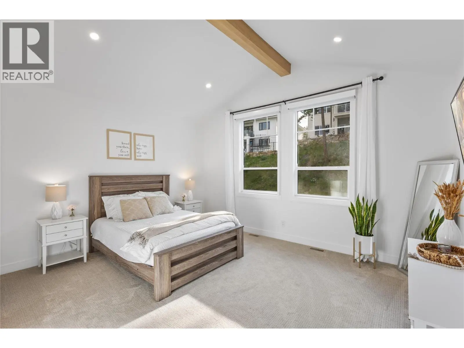 201 Summer Wood Drive. Kelowna, British Columbia