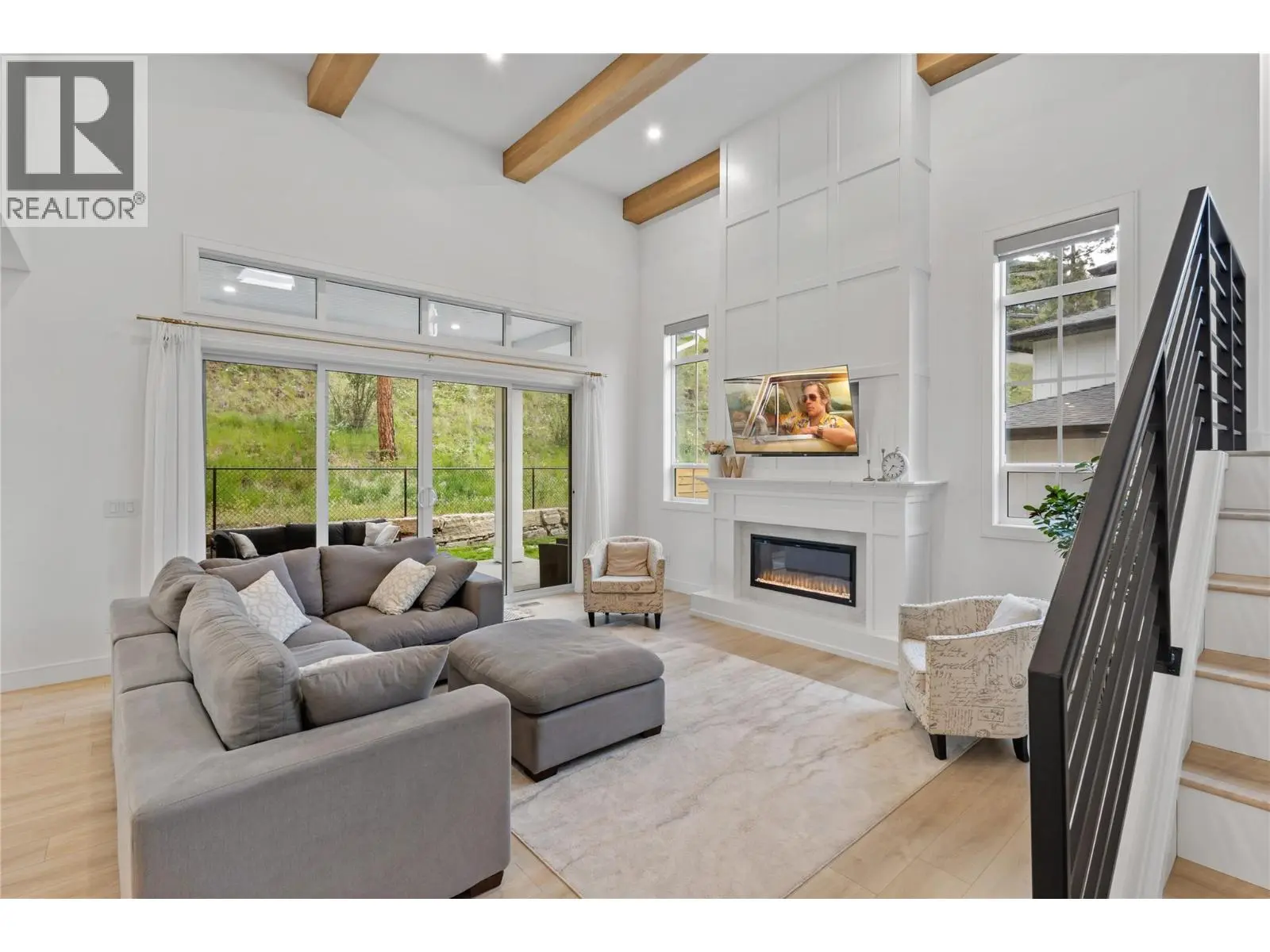 201 Summer Wood Drive. Kelowna, British Columbia