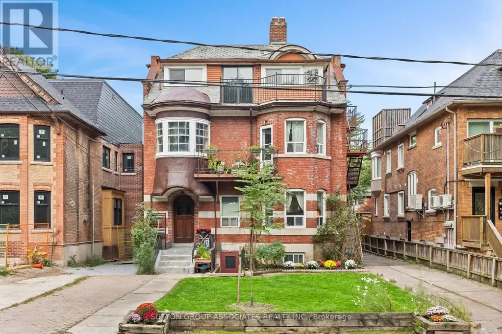 415 Brunswick Avenue, Toronto (Annex)
