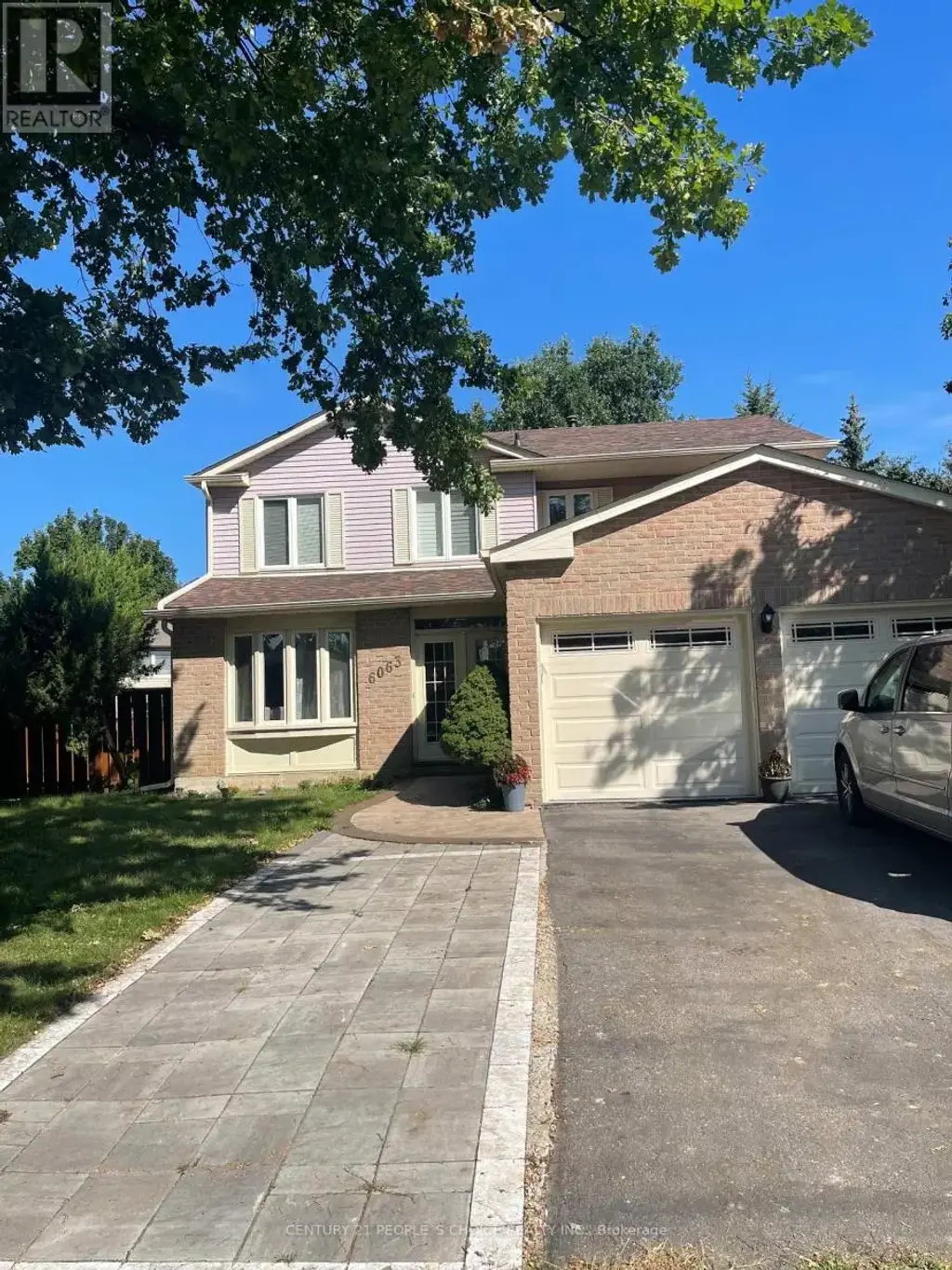 6063 Farmstead Lane, Mississauga (Meadowvale)
