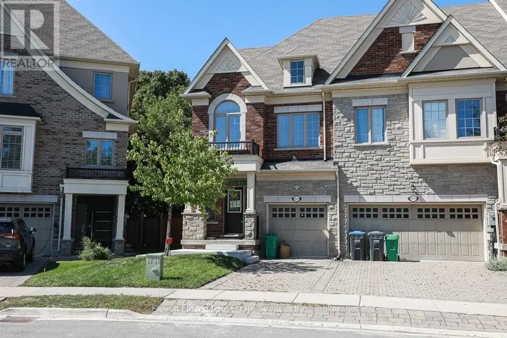 Upper - 1557 Eglinton Avenue W, Mississauga (East Credit)