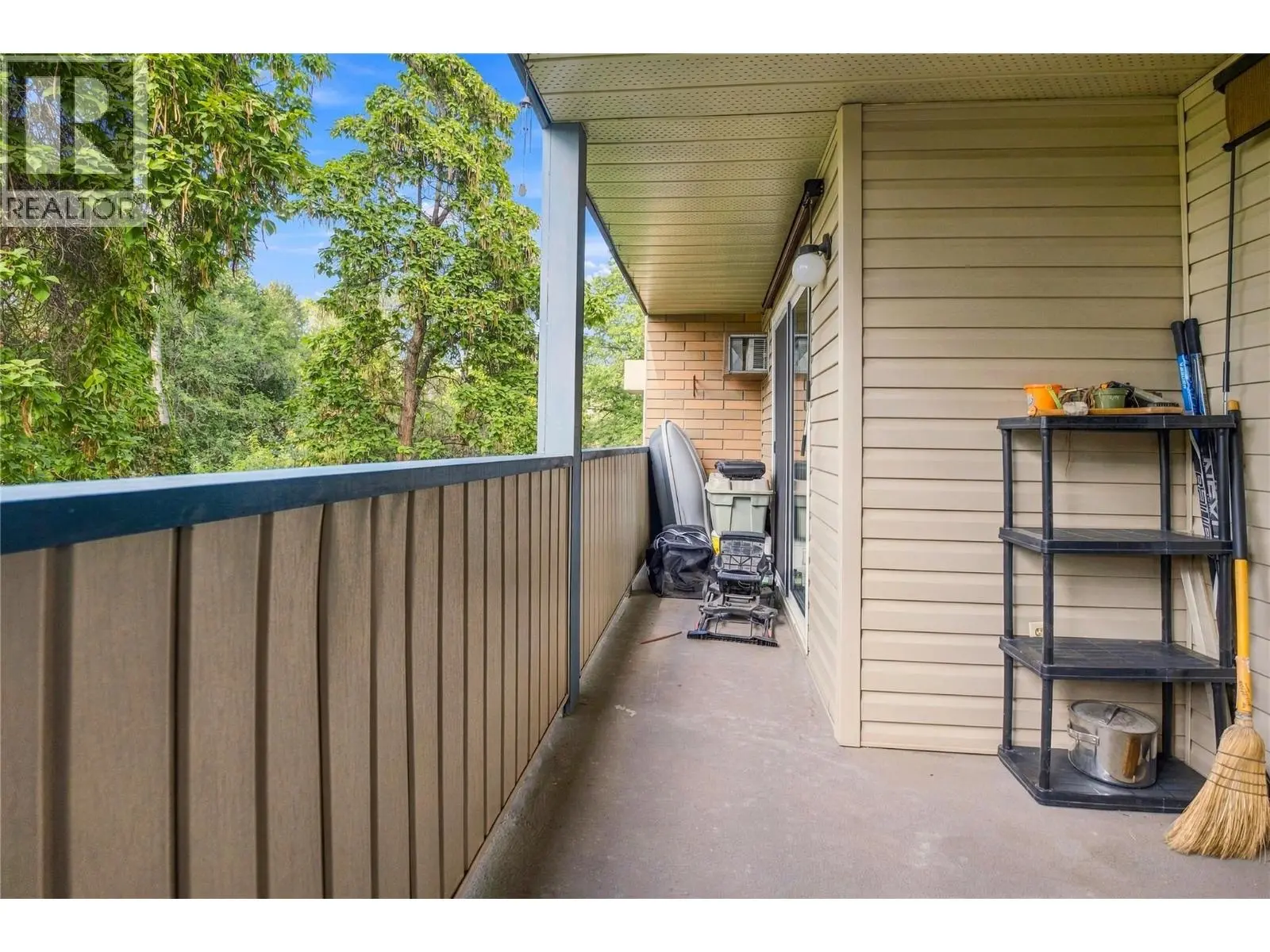 1640 Ufton Court Unit# 108. Kelowna, British Columbia
