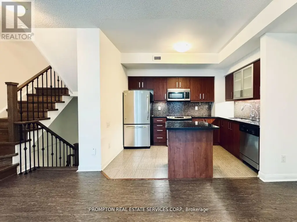 Th 10 - 19 Anndale Drive, Toronto (Willowdale East)