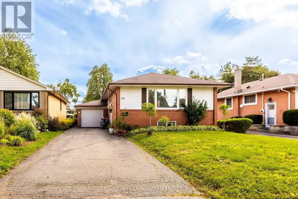 39 Checkendon Drive, Toronto (Rexdale-Kipling)