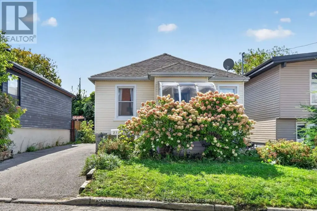 318 Shakespeare Street, Ottawa