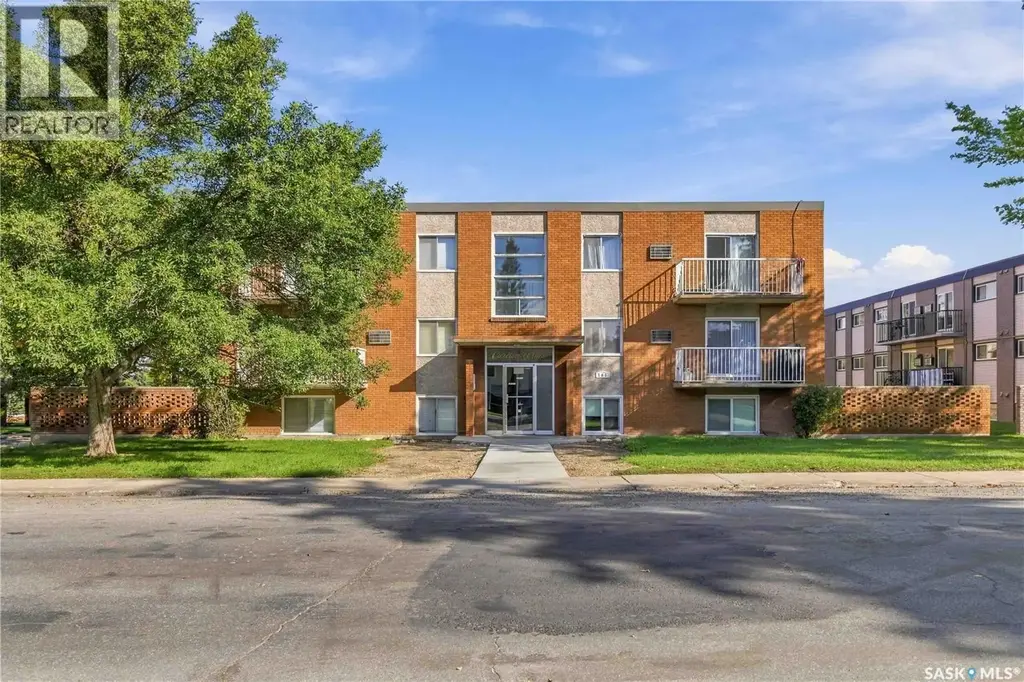 1 106 104th Street, Saskatoon