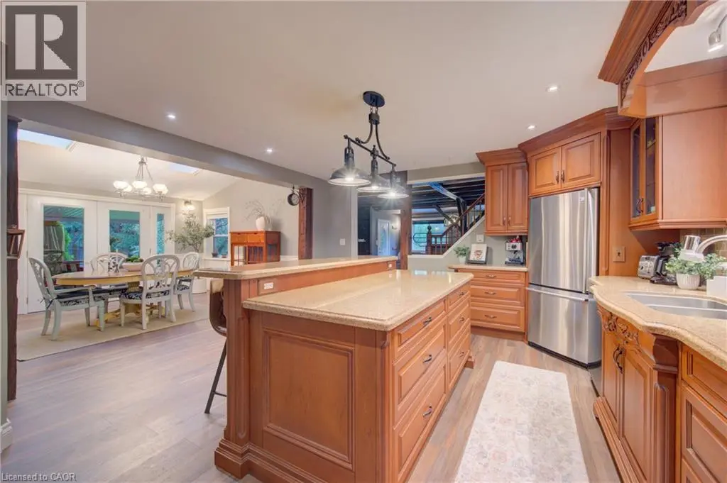 5421 King Street, Wellesley