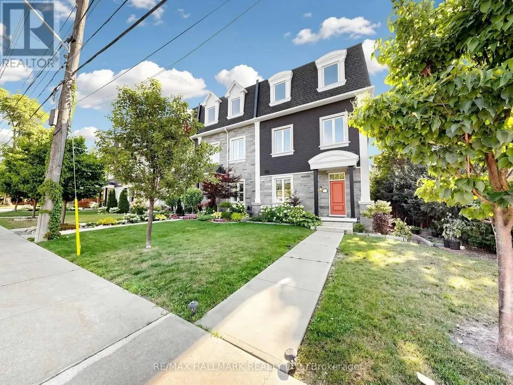 8313 Islington Avenue, Vaughan (Islington Woods)