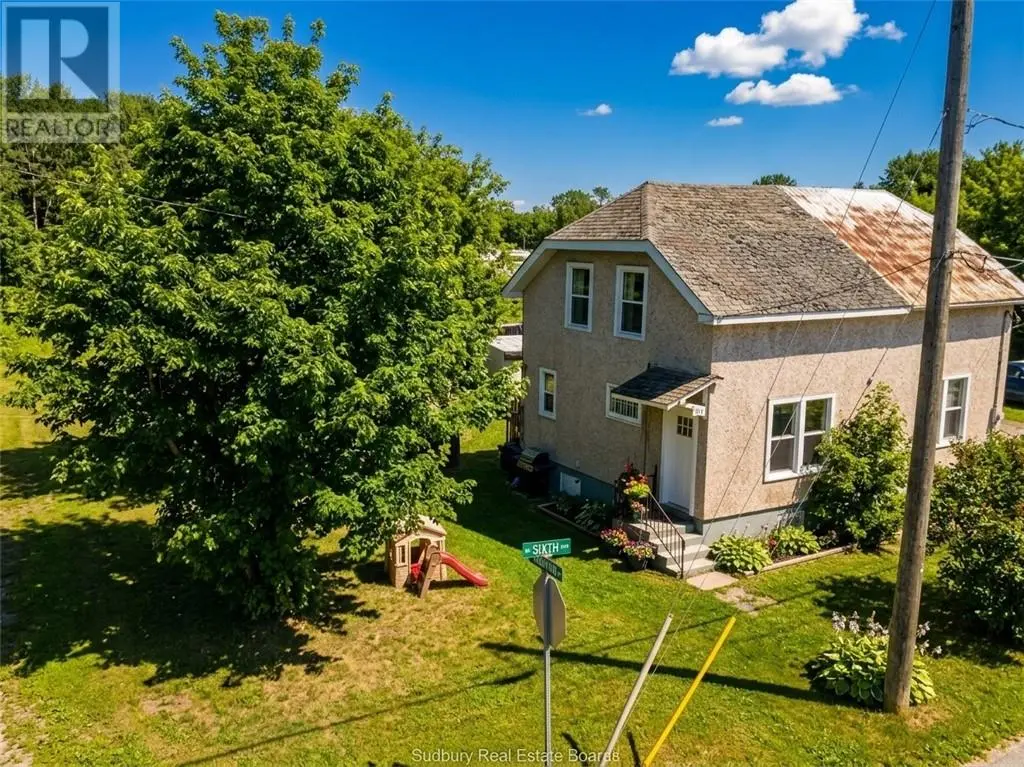 14 B Sixth Avenue, Levack