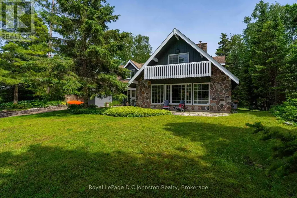 471 Eckford Avenue, Saugeen Shores