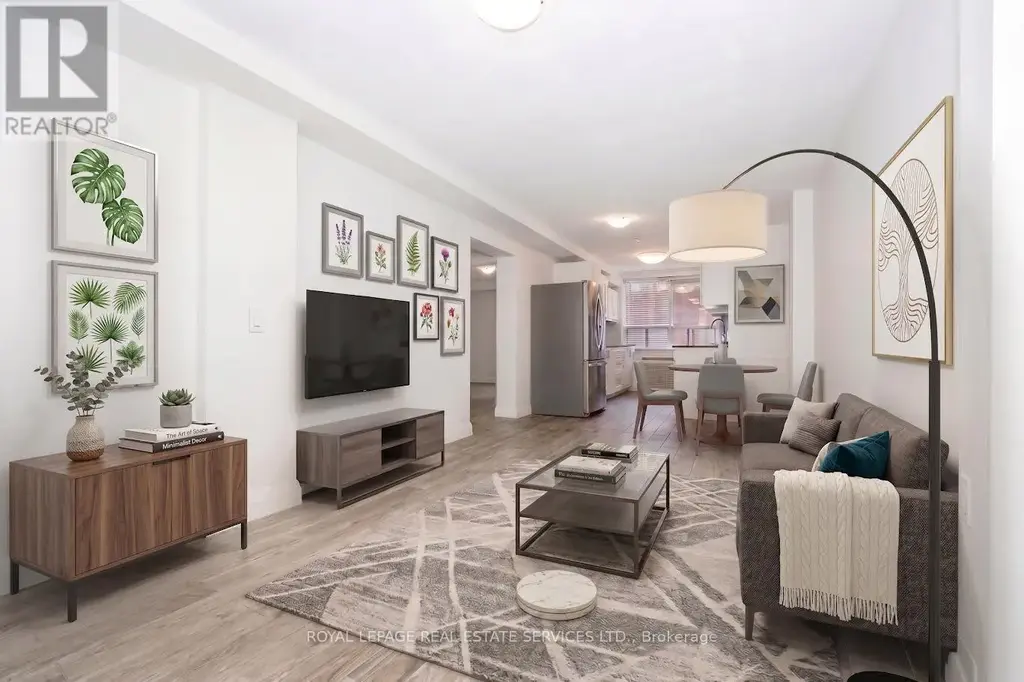 1a - 2637 Keele Street, Toronto (Maple Leaf)