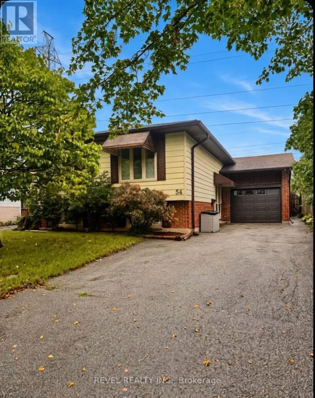 54 Lysanda Avenue, London South (South T)