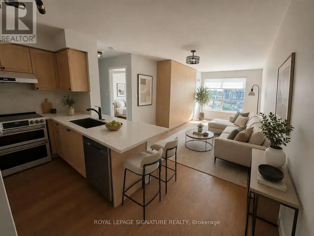 815 - 51 Baffin Court, Richmond Hill (Langstaff)