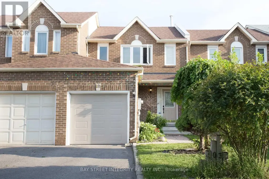 103 Rose Branch Drive, Richmond Hill (Devonsleigh)