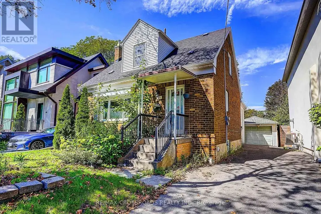128 Leacrest Road, Toronto (Leaside)