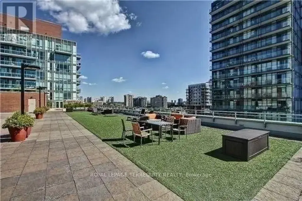 405 - 116 George Street, Toronto (Moss Park)