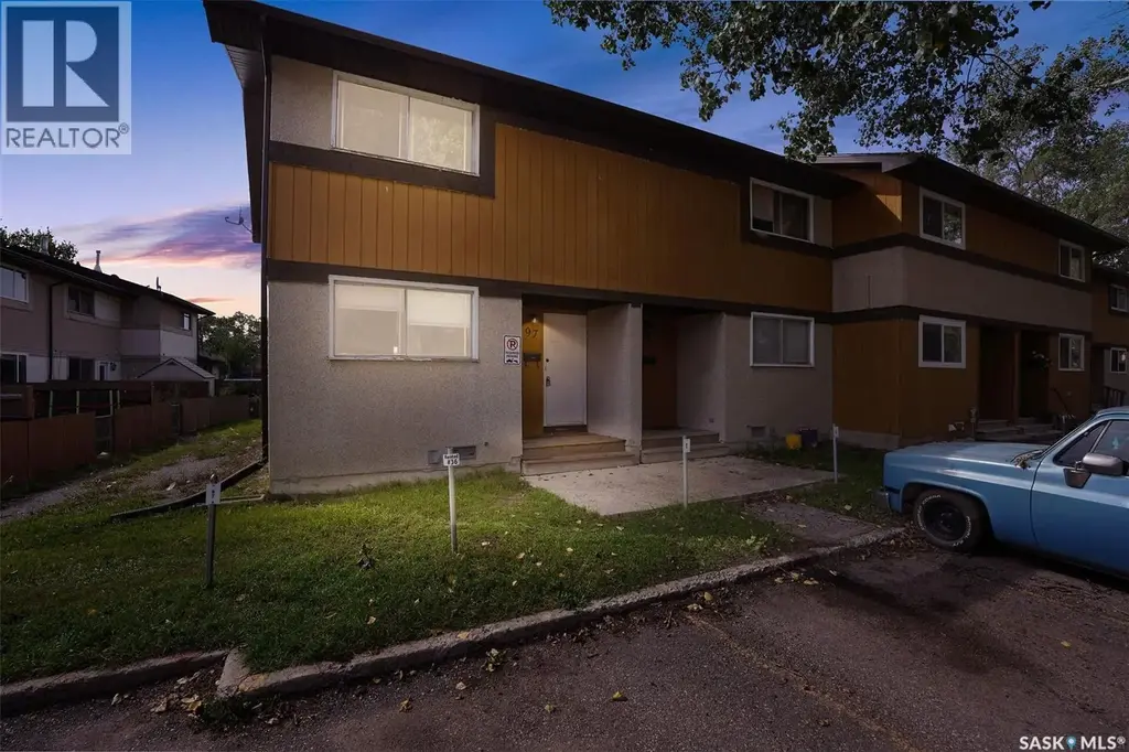 97 Mackenzie Way, Regina