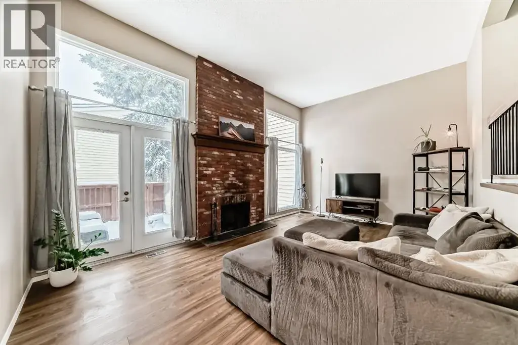 407 Point Mckay Garden Nw, Calgary