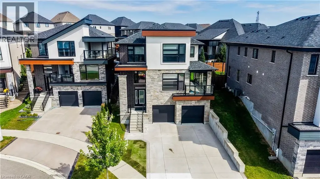 912 Blair Creek Court, Kitchener