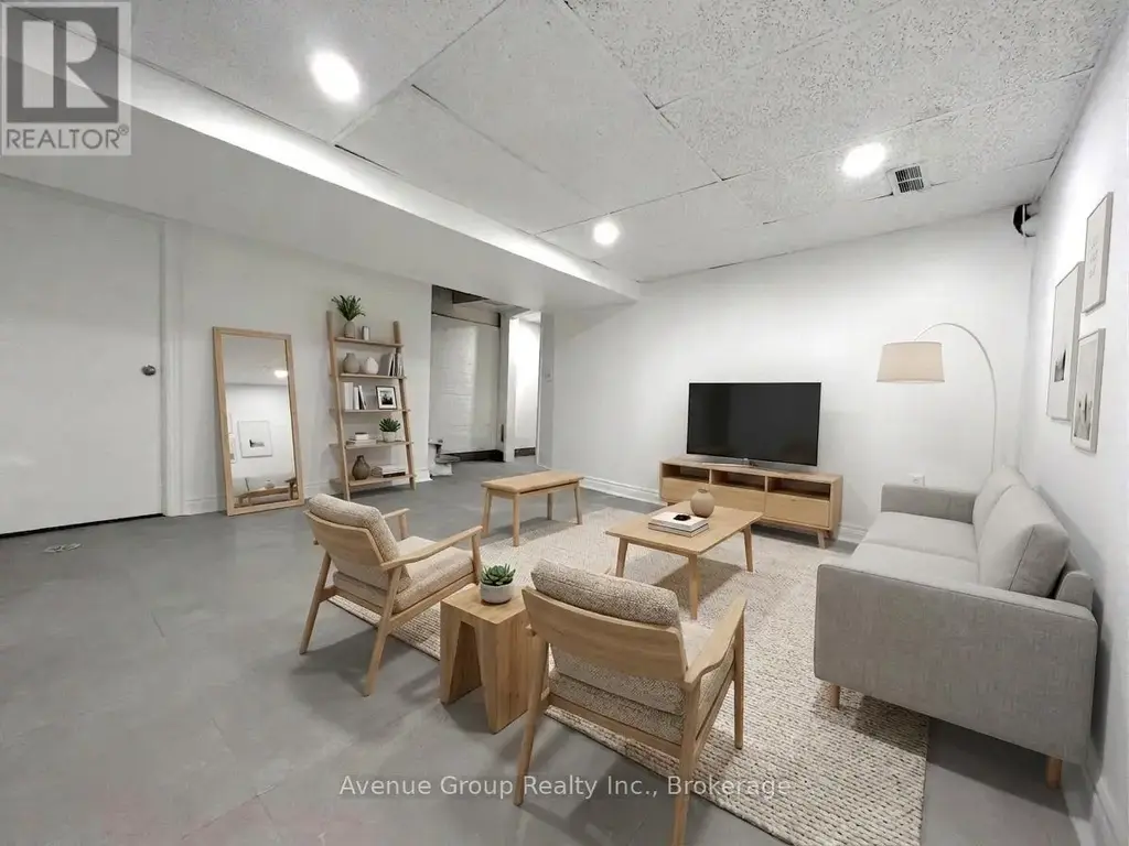 Bsmt - 210 Shaw Street, Toronto (Trinity-Bellwoods)