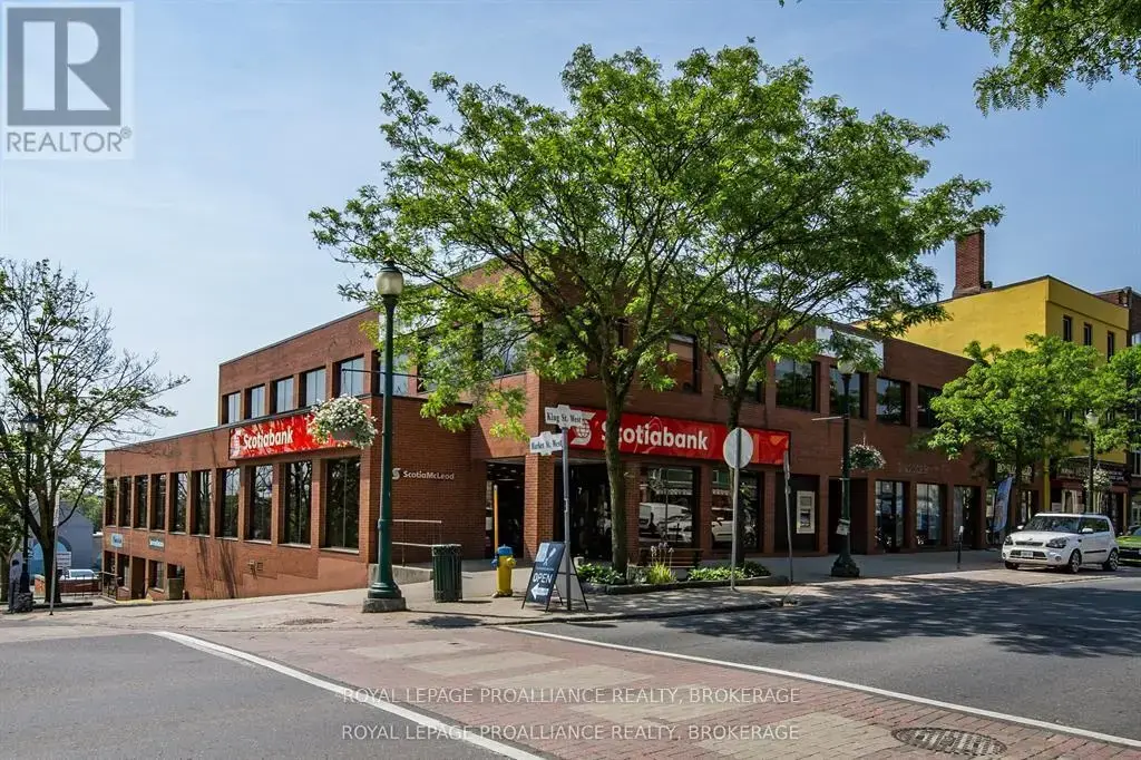 7 King Street W, Brockville